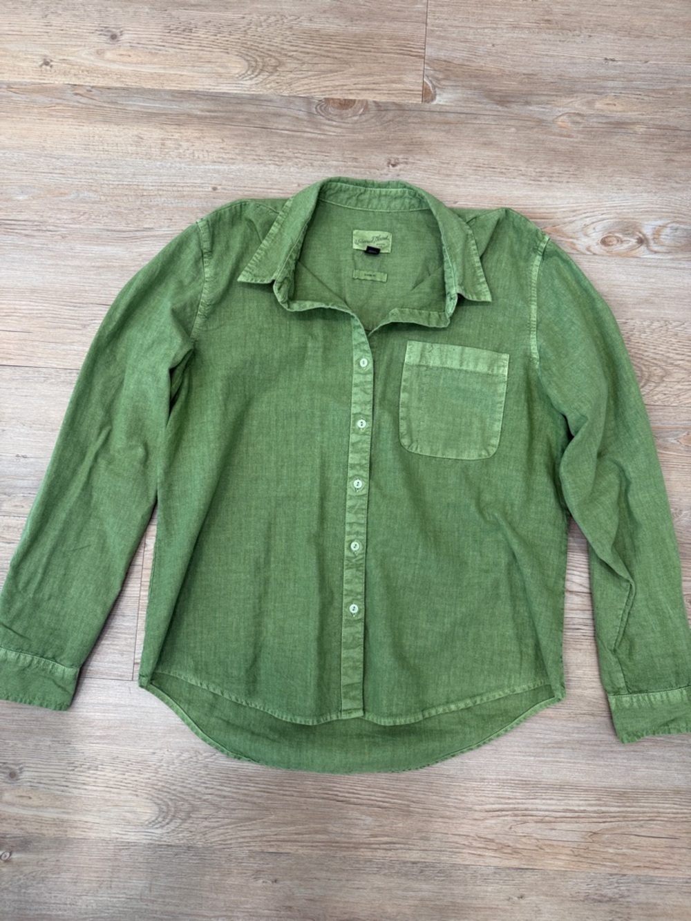 Universal Thread Olive Green Button-Down Shirt with Chest Pocket
